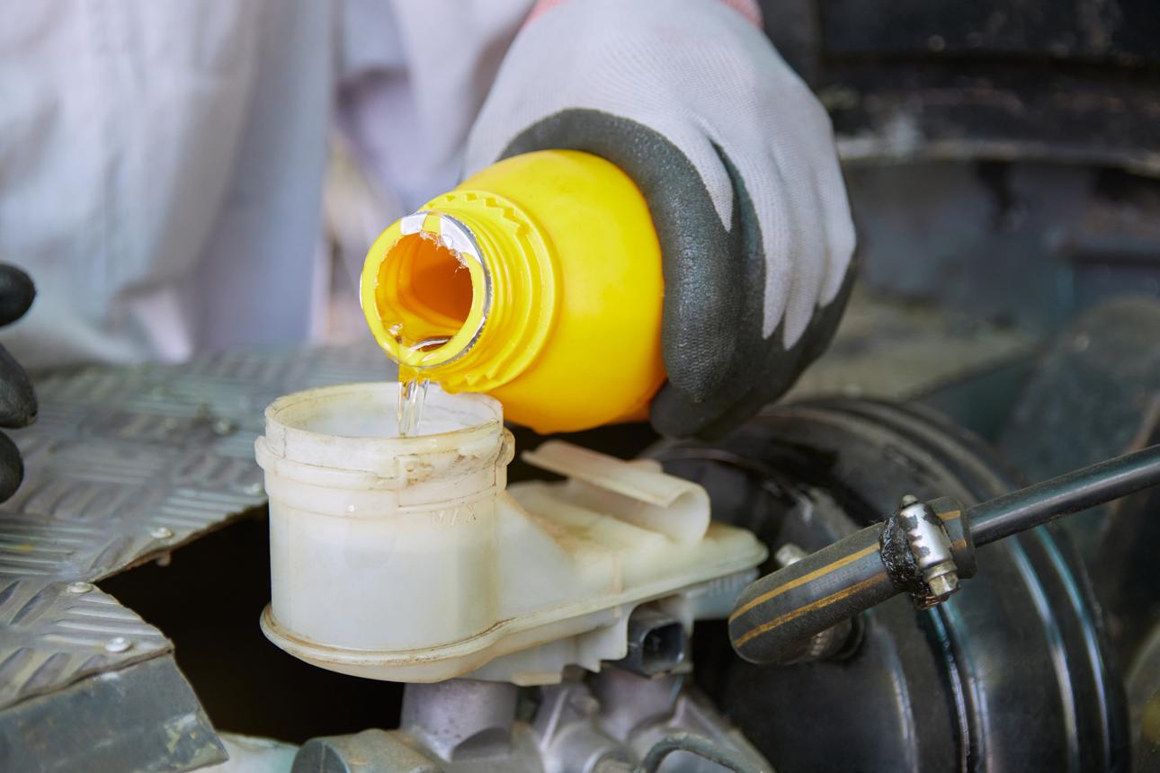 Brake Fluid Europe Supplier: How to Meet EU Standards While Reducing Long-Term Maintenance Risks