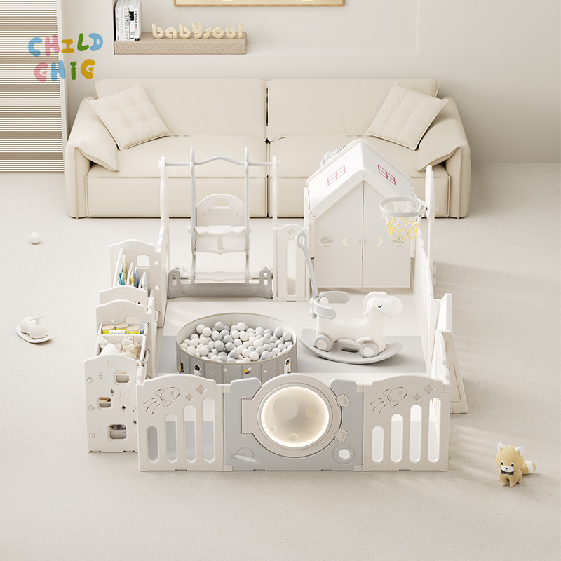 KIS PLAYPEN.jpg