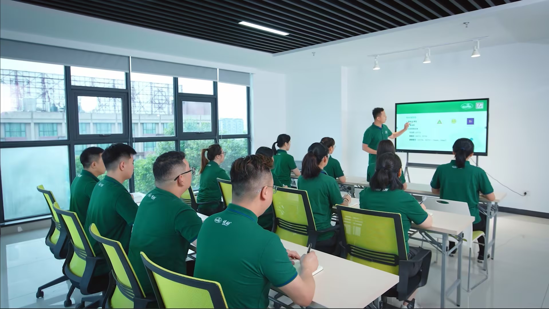 Strict Employee Training: Core of Reliable DOT Brake Fluid Production at GAFLE