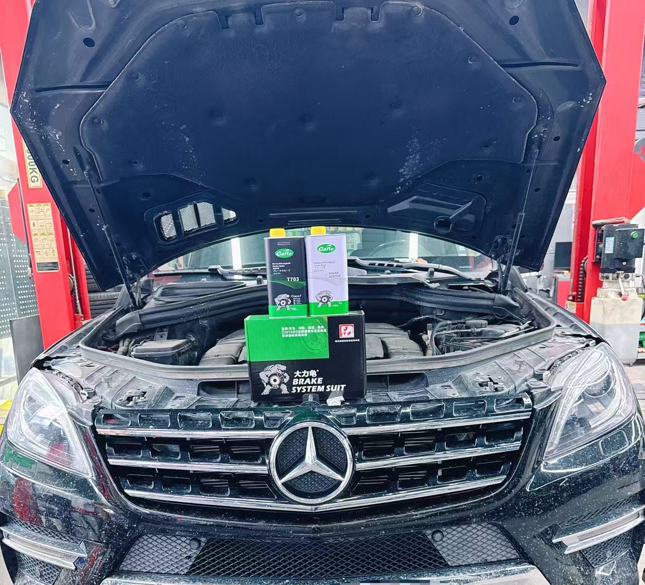 Mercedes-Benz Brake Fluid Replacement | Experience Premium Braking with Gafle DOT4+ / CLASS7